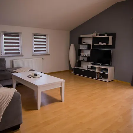 بيت ضيافة Ero