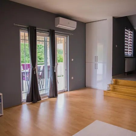 بيت ضيافة Ero يوبوسكي