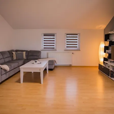 بيت ضيافة Ero *