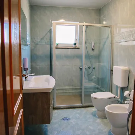 Ero Guest house *