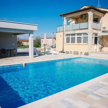 Guest house Ero *